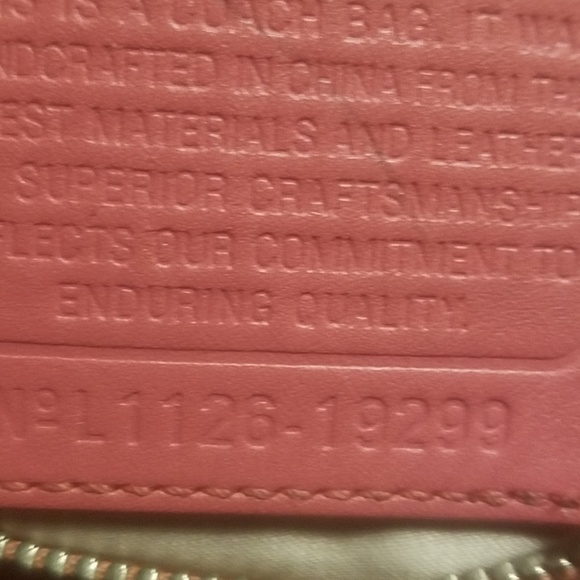 Coach pink patent leather crossbody bag - Picture 7 of 7